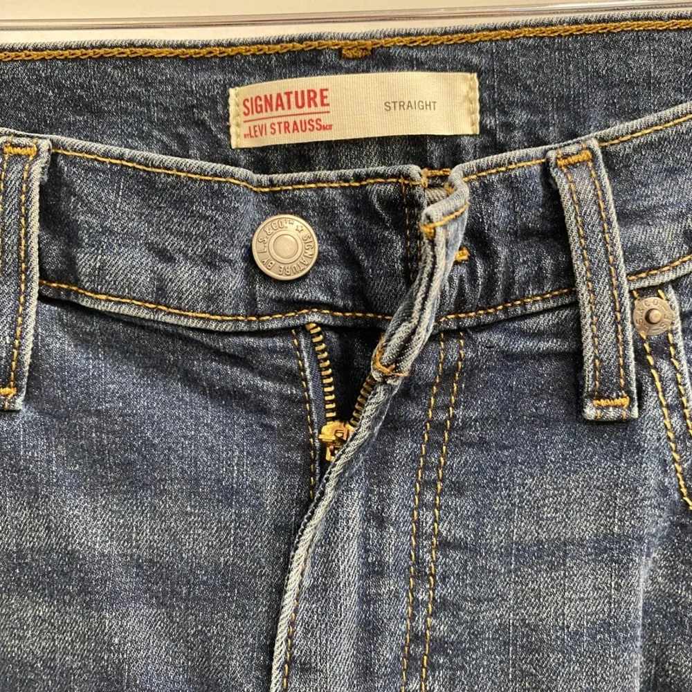 Signature by Levi Strauss Jeans Mens 36x32 Blue Straight Fit WaterLess Denim